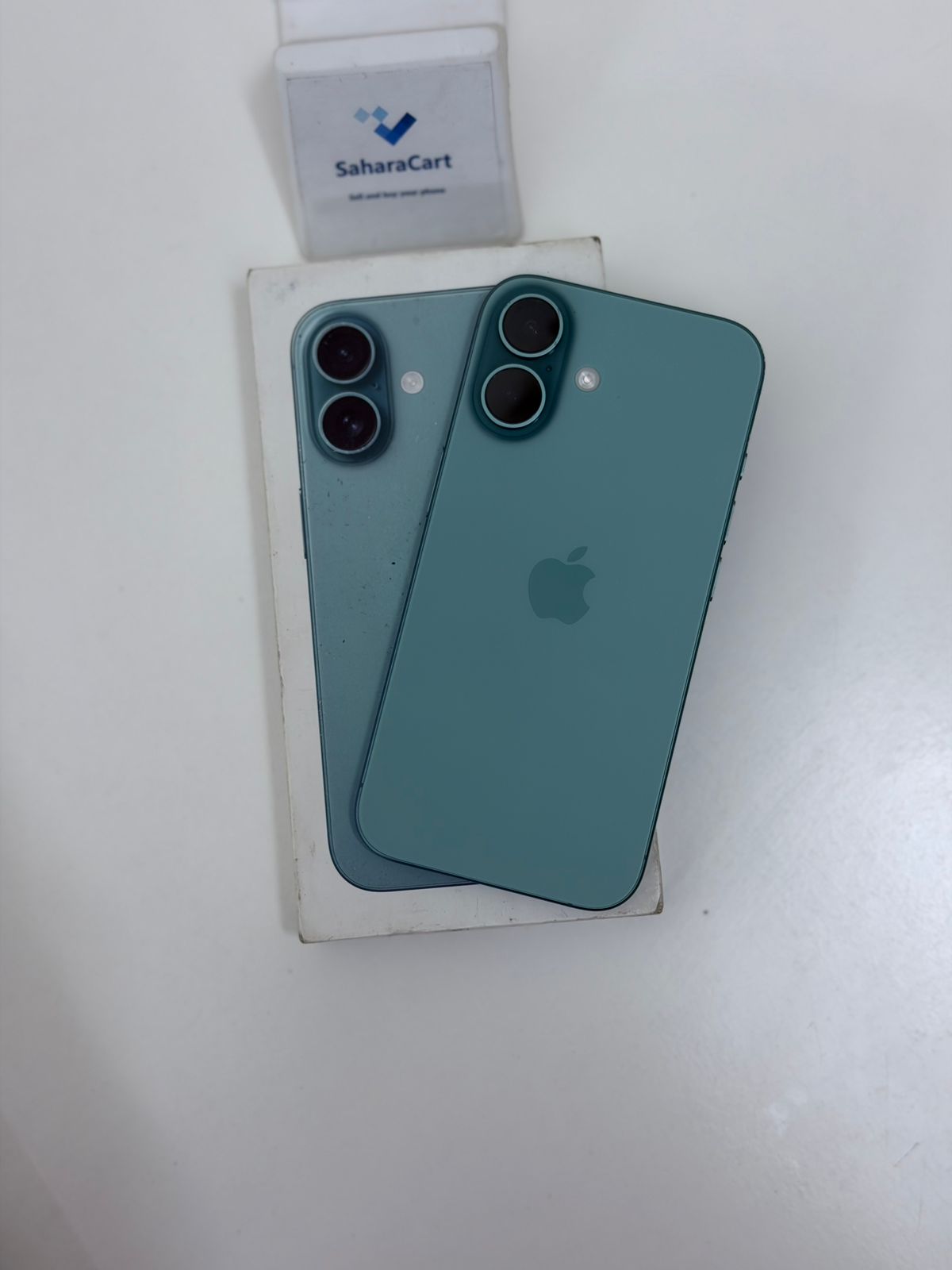 iPhone 16 256gb Under Warranty