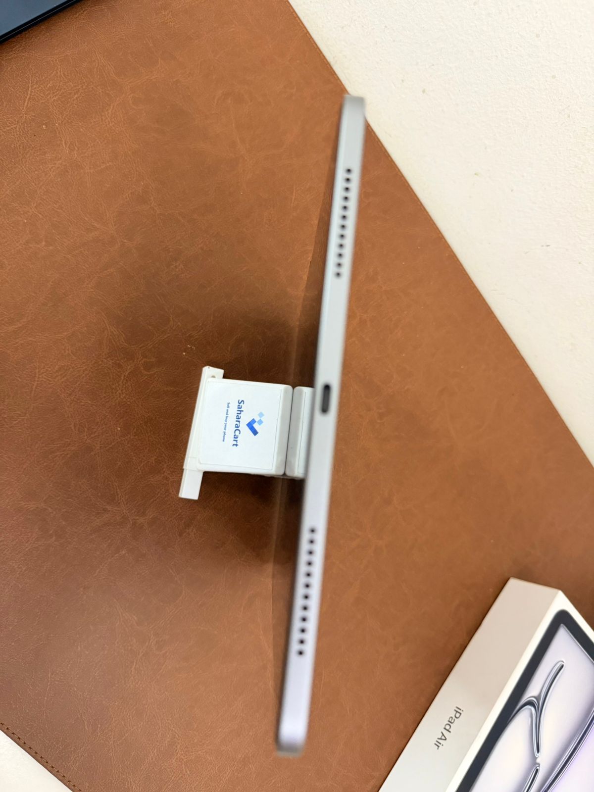 iPad Air M3 256gb -2  months old