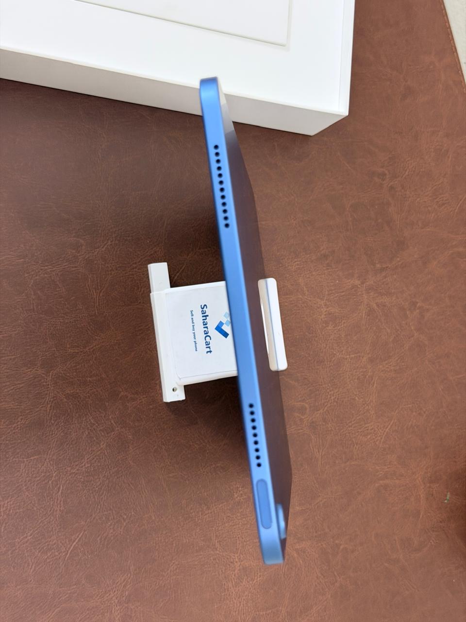 iPad A16 11th gen 128gb with (AppleCare +)