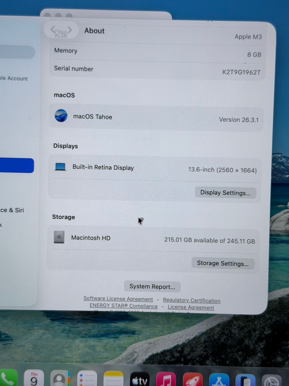 Mac book Air M3 Chip 13 inch 8/256gb