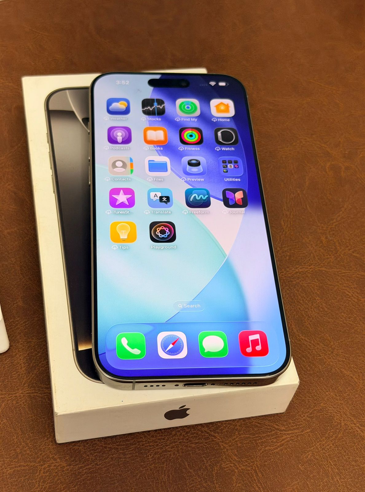 iPhone 16 Pro max 256gb full kit -indian