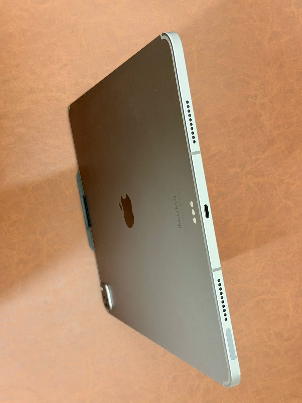 iPad Pro M2 Chip 12.9 inch Wifi +Cellular 256gb