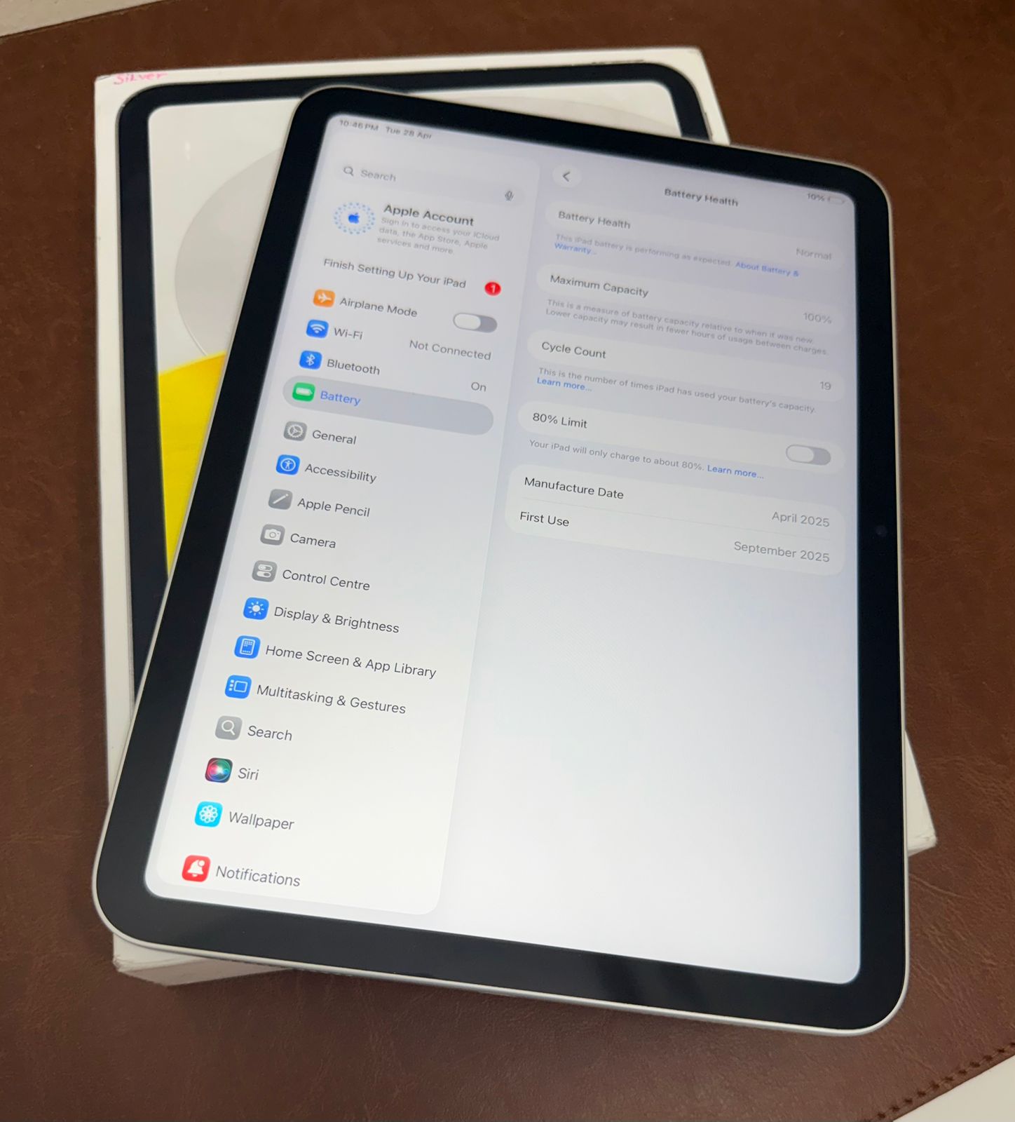 iPad A16 11th gen 128gb 6 months old