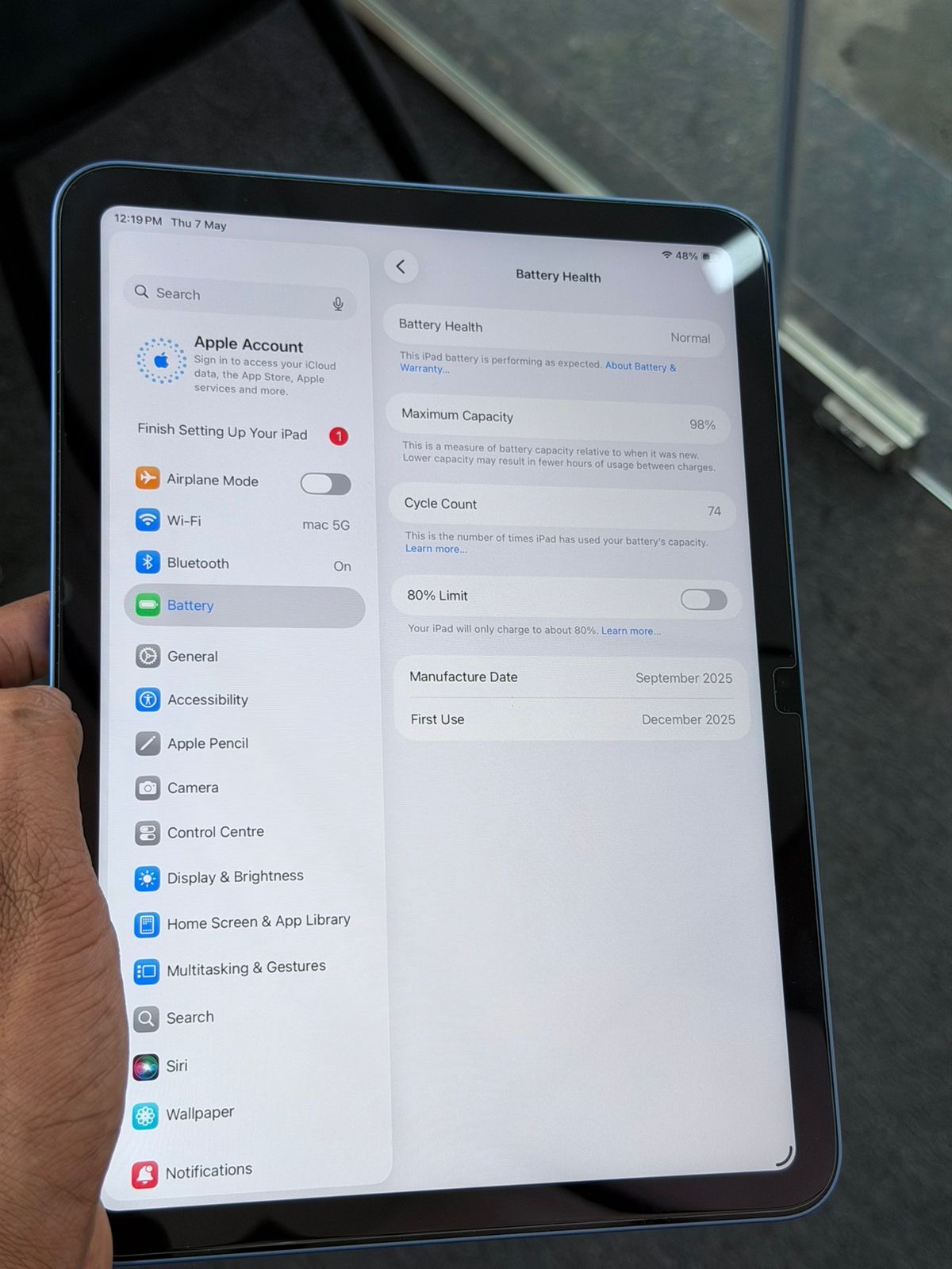 iPad A16 11 th generation 5 months old