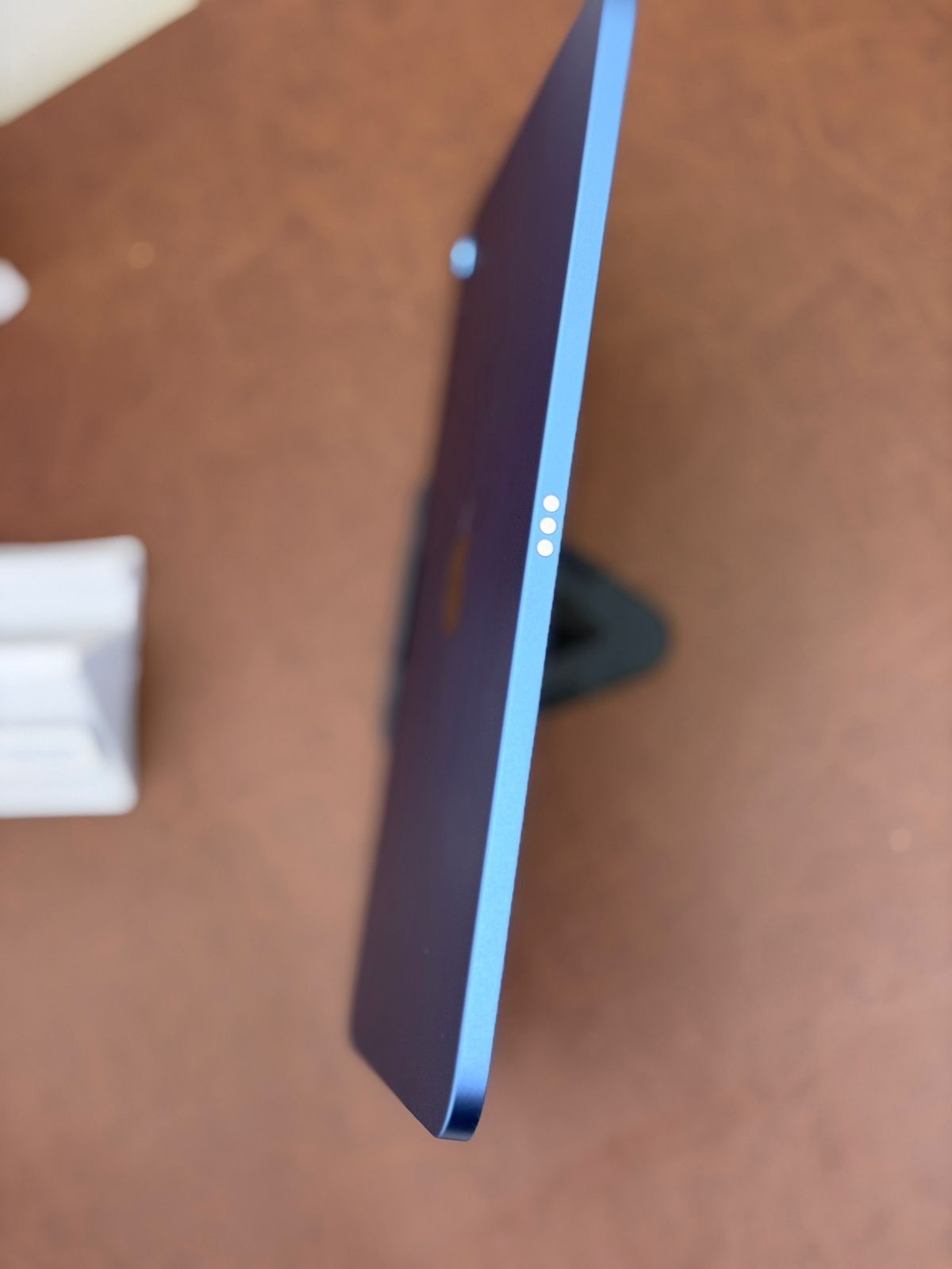 iPad A16 11 th generation 5 months old