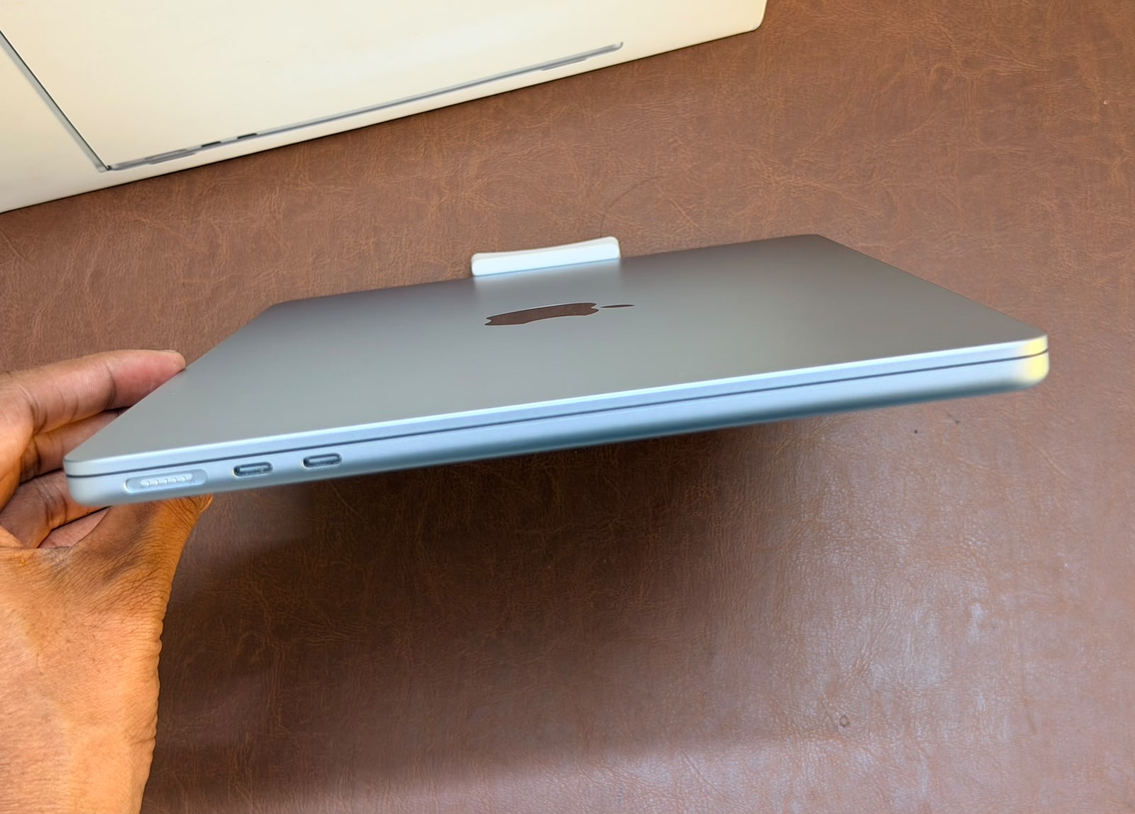 Macbook Air M4 16/256gb Just 4 months old