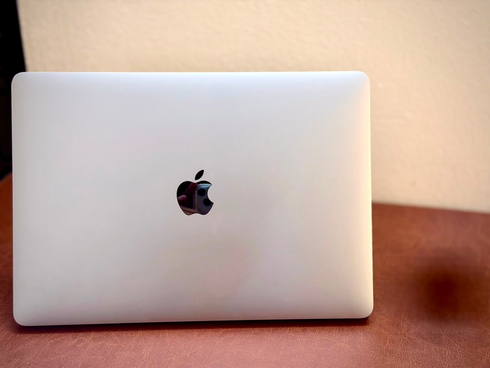 Mac Book Pro M2 with touchpad