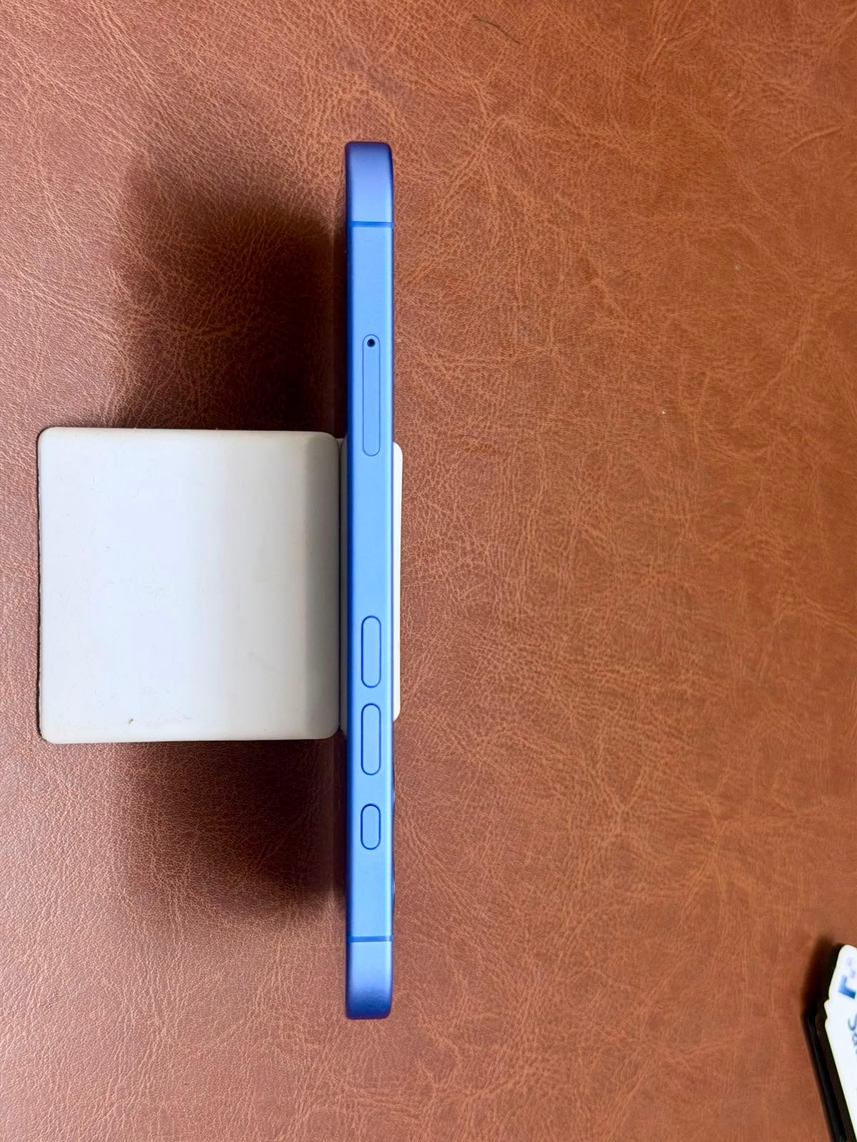 iPhone 16 128gb full kit