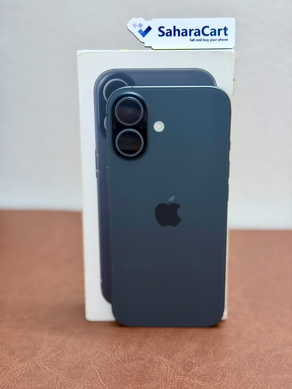 iPhone 17 256gb 3 month old full kit