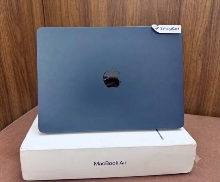 Mac book Air M2 16/256gb 13 inch