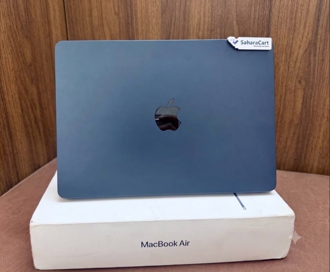 Mac book Air M2 16/256gb 13 inch